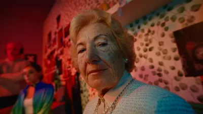 Oakley - Stream Raids